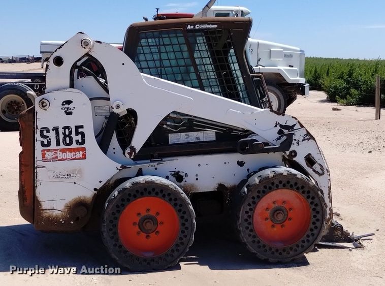 image for item DP3379 2008 Bobcat S185  skid steer loader