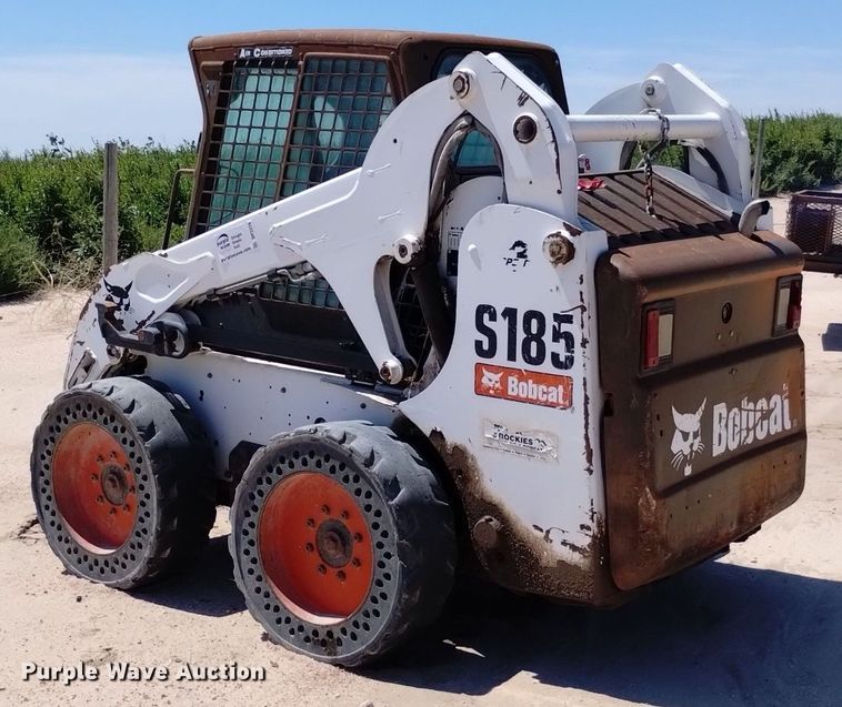 image for item DP3379 2008 Bobcat S185  skid steer loader
