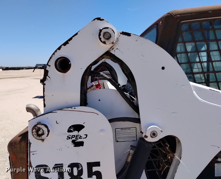 image for item DP3379 2008 Bobcat S185  skid steer loader