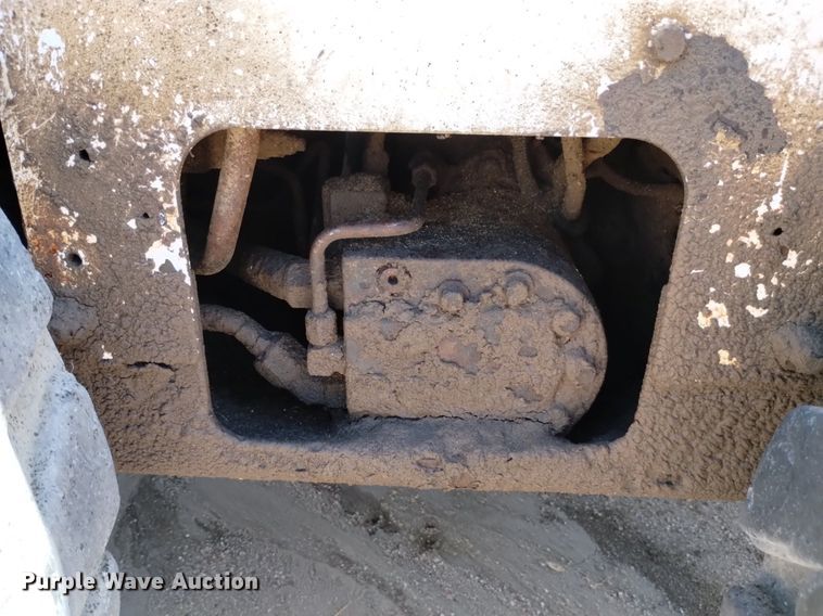 image for item DP3379 2008 Bobcat S185  skid steer loader