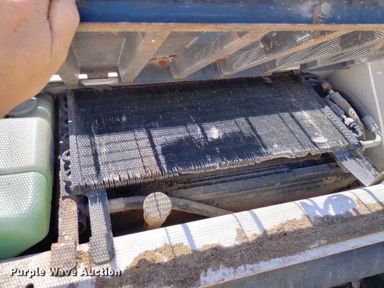 image for item DP3379 2008 Bobcat S185  skid steer loader