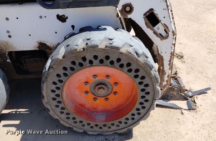 image for item DP3379 2008 Bobcat S185  skid steer loader