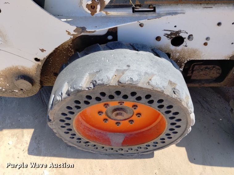 image for item DP3379 2008 Bobcat S185  skid steer loader