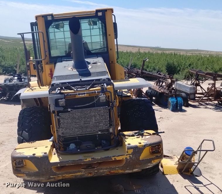 image for item DP3381 2010 Volvo L110F  wheel loader