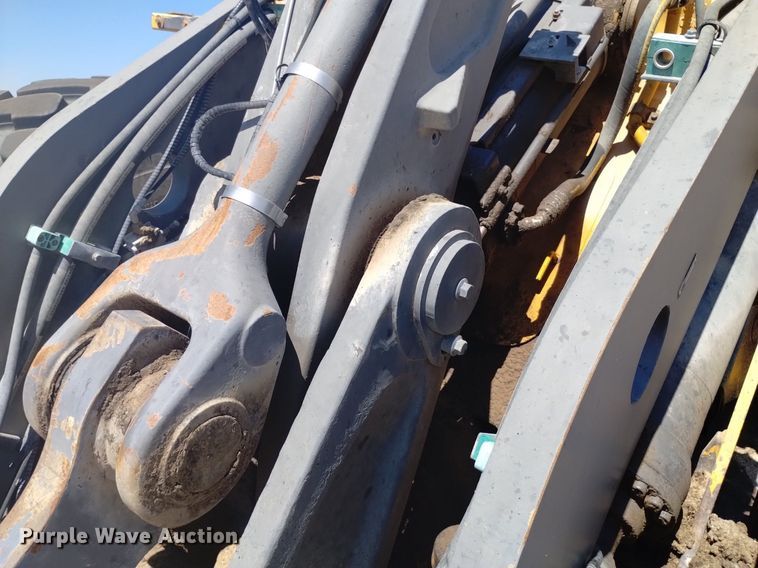 image for item DP3381 2010 Volvo L110F  wheel loader