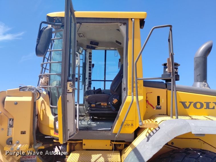 image for item DP3381 2010 Volvo L110F  wheel loader