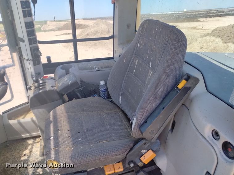 image for item DP3381 2010 Volvo L110F  wheel loader