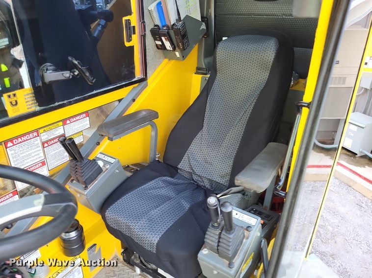 image for item DP5215 2013 Grove RT770E  crane