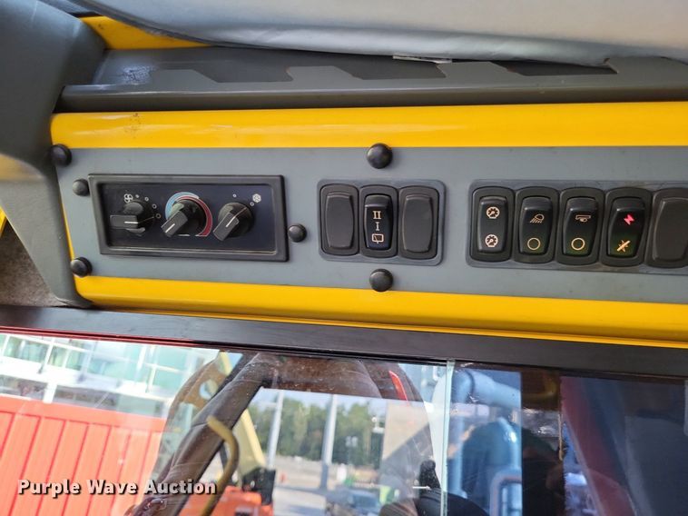 image for item DP5215 2013 Grove RT770E  crane