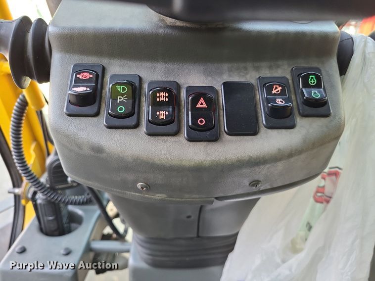 image for item DP5215 2013 Grove RT770E  crane