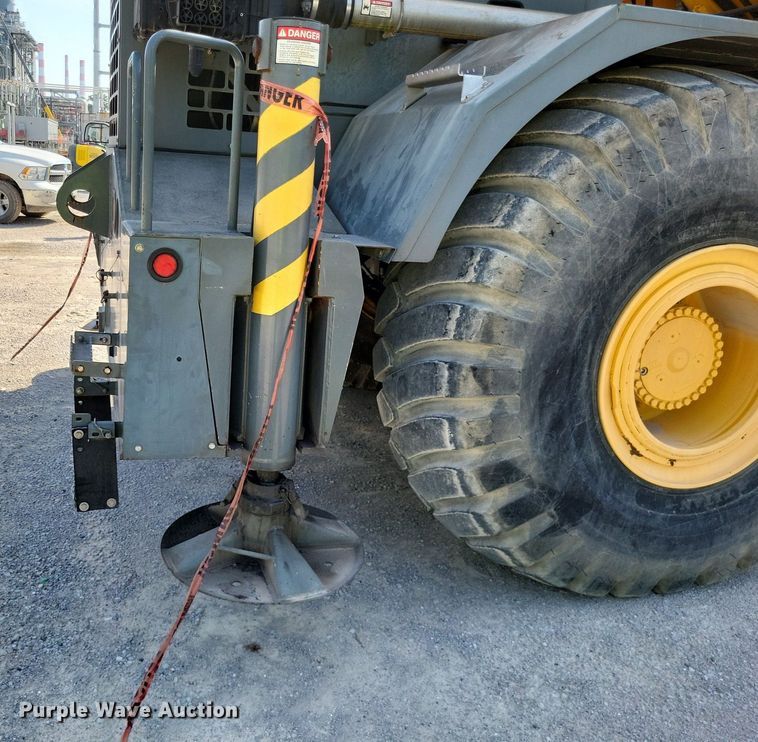 image for item DP5216 2012 Grove RT765E2  crane