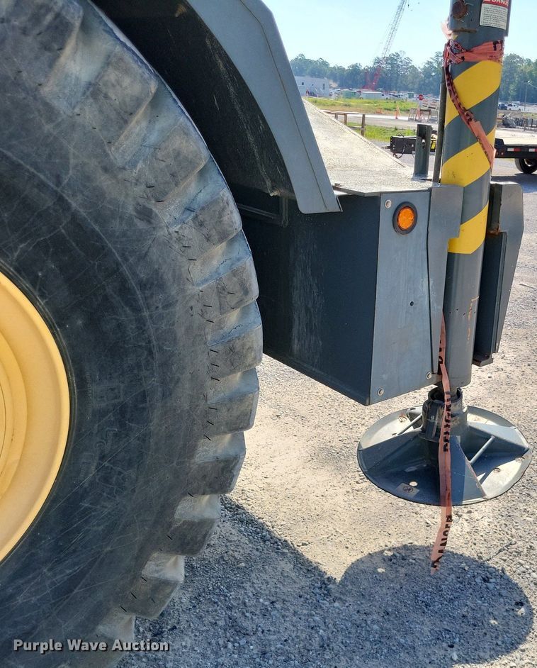 image for item DP5216 2012 Grove RT765E2  crane