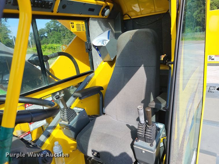 image for item DP5216 2012 Grove RT765E2  crane