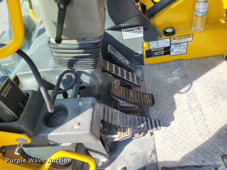 image for item DP5216 2012 Grove RT765E2  crane