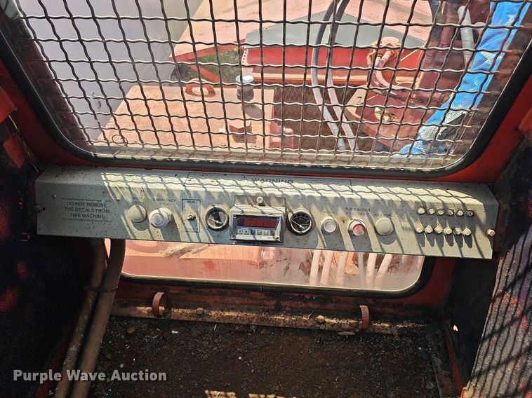 image for item DQ0163 Morbark 1100  tub grinder