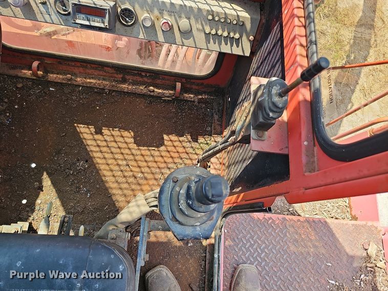 image for item DQ0163 Morbark 1100  tub grinder