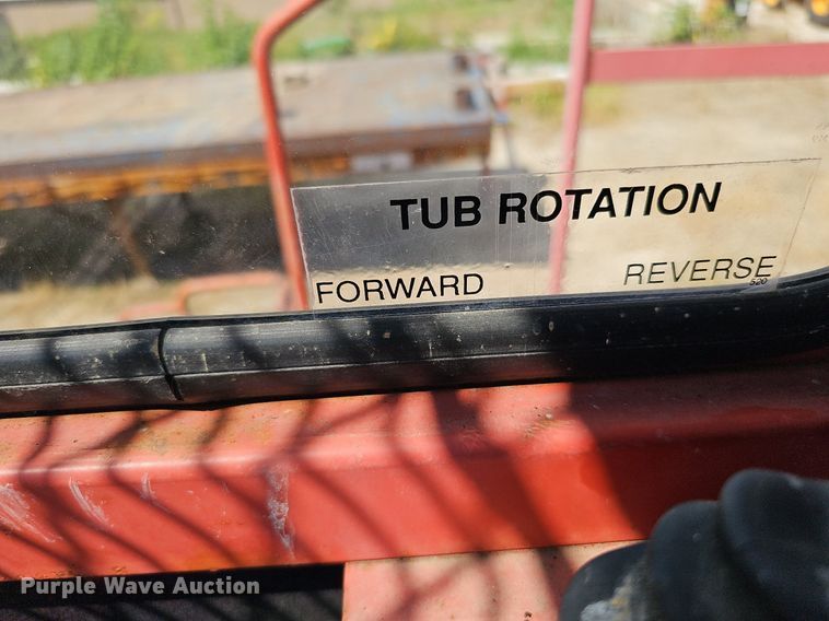 image for item DQ0163 Morbark 1100  tub grinder