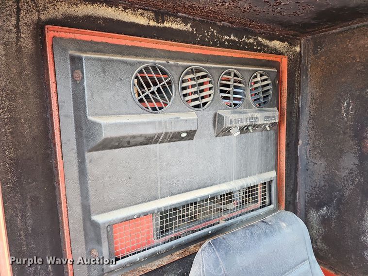 image for item DQ0163 Morbark 1100  tub grinder