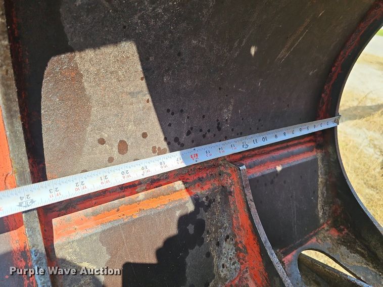 image for item DQ0163 Morbark 1100  tub grinder