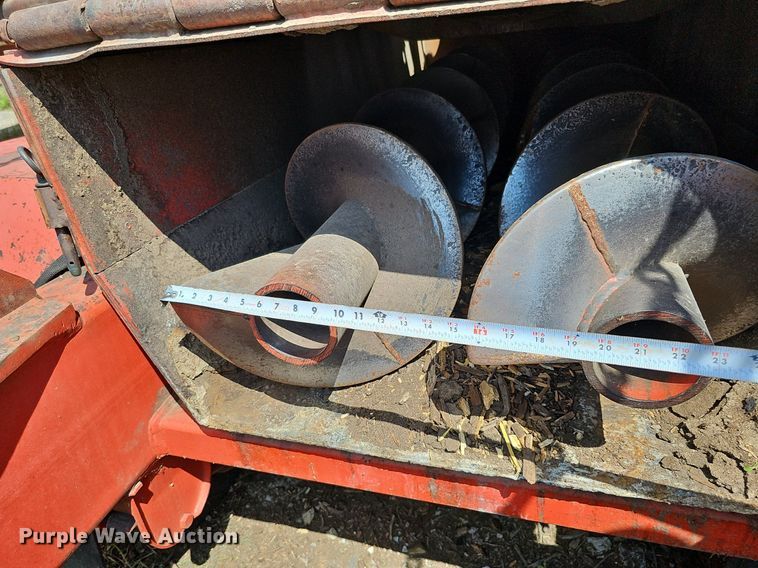 image for item DQ0163 Morbark 1100  tub grinder