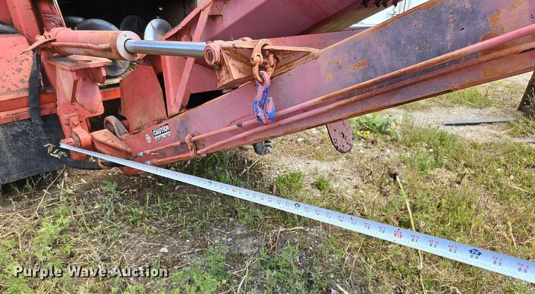 image for item DQ0163 Morbark 1100  tub grinder