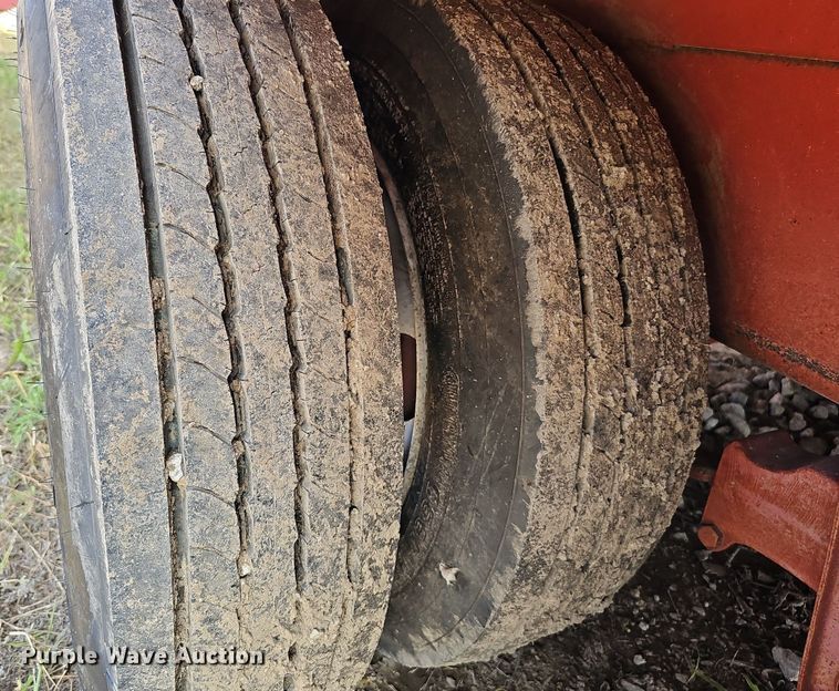 image for item DQ0163 Morbark 1100  tub grinder