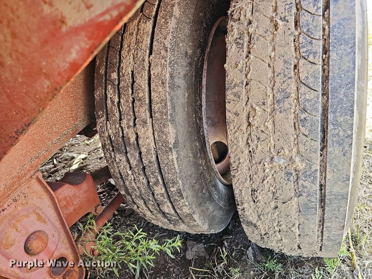 image for item DQ0163 Morbark 1100  tub grinder