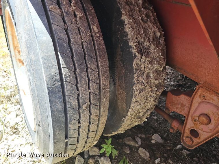 image for item DQ0163 Morbark 1100  tub grinder