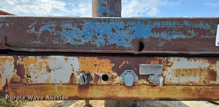 image for item DQ0166 1972 Trailmobile  flatbed trailer