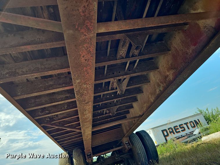 image for item DQ0166 1972 Trailmobile  flatbed trailer