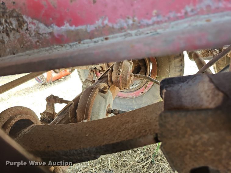 image for item DQ0166 1972 Trailmobile  flatbed trailer