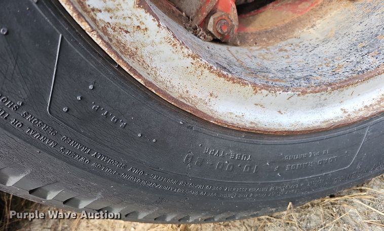 image for item DQ0166 1972 Trailmobile  flatbed trailer