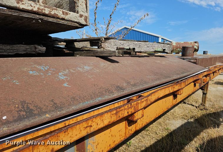 image for item DQ0167 Trench box