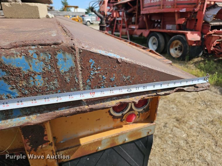 image for item DQ0167 Trench box