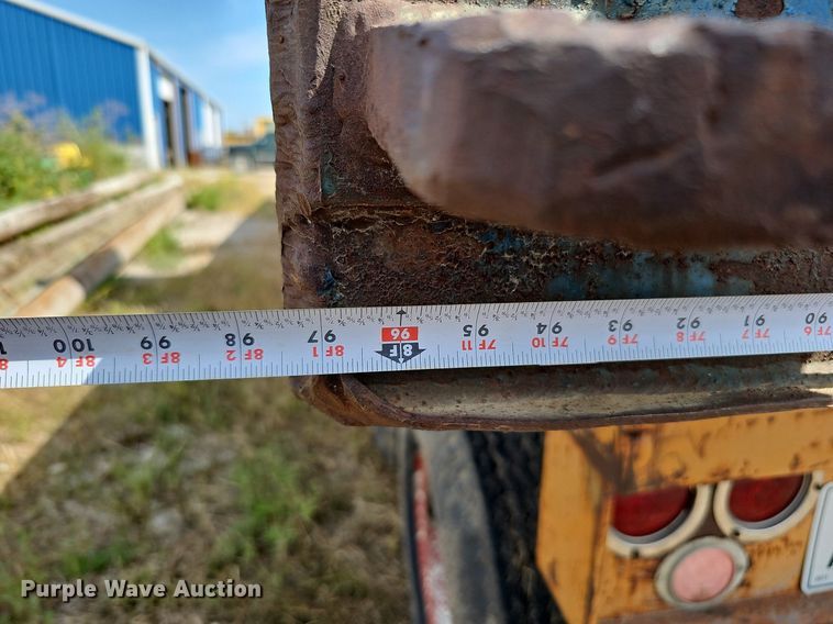 image for item DQ0167 Trench box