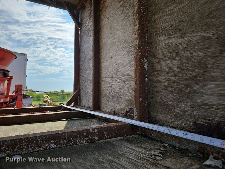 image for item DQ0167 Trench box