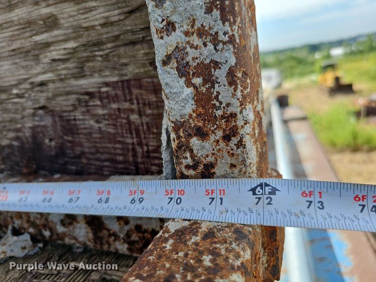 image for item DQ0167 Trench box