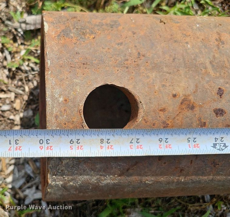 image for item DQ0167 Trench box