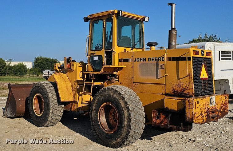 image for item DQ0168 1990 John Deere 644E  wheel loader