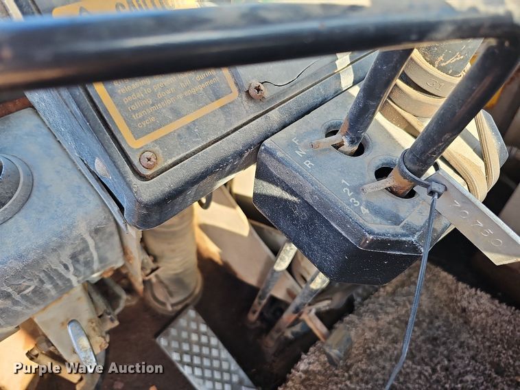 image for item DQ0168 1990 John Deere 644E  wheel loader