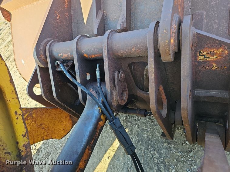 image for item DQ0168 1990 John Deere 644E  wheel loader