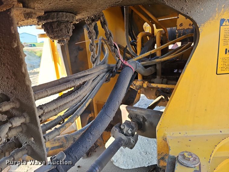 image for item DQ0168 1990 John Deere 644E  wheel loader