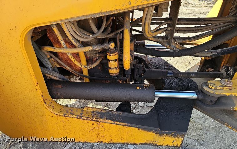 image for item DQ0168 1990 John Deere 644E  wheel loader