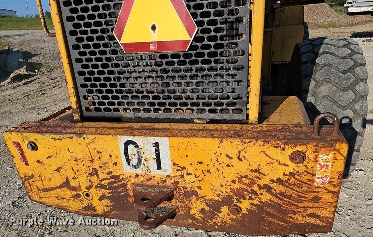 image for item DQ0168 1990 John Deere 644E  wheel loader