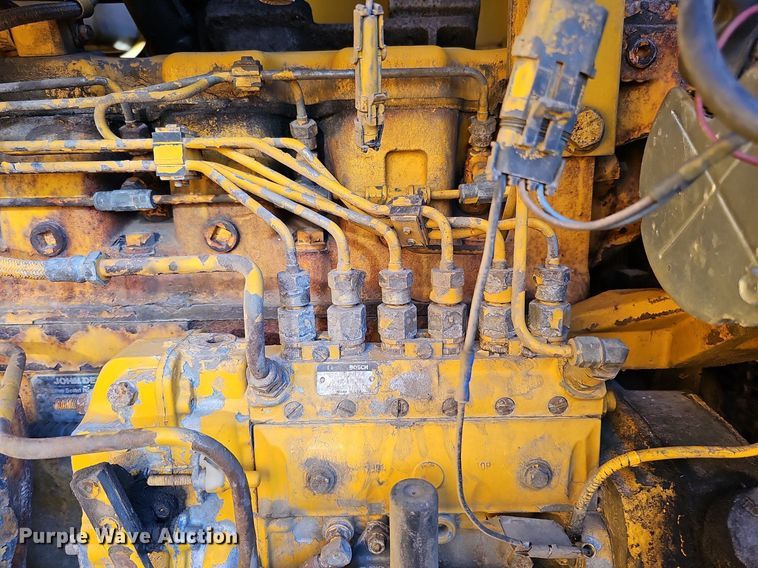 image for item DQ0168 1990 John Deere 644E  wheel loader