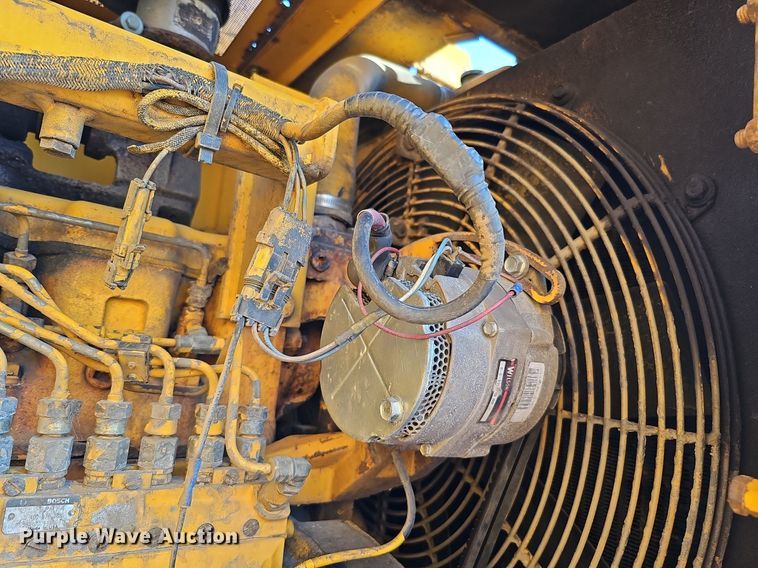 image for item DQ0168 1990 John Deere 644E  wheel loader