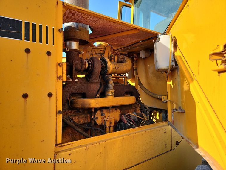 image for item DQ0168 1990 John Deere 644E  wheel loader