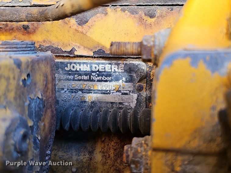 image for item DQ0168 1990 John Deere 644E  wheel loader