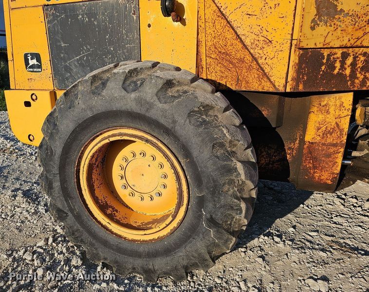 image for item DQ0169 John Deere 544C  wheel loader