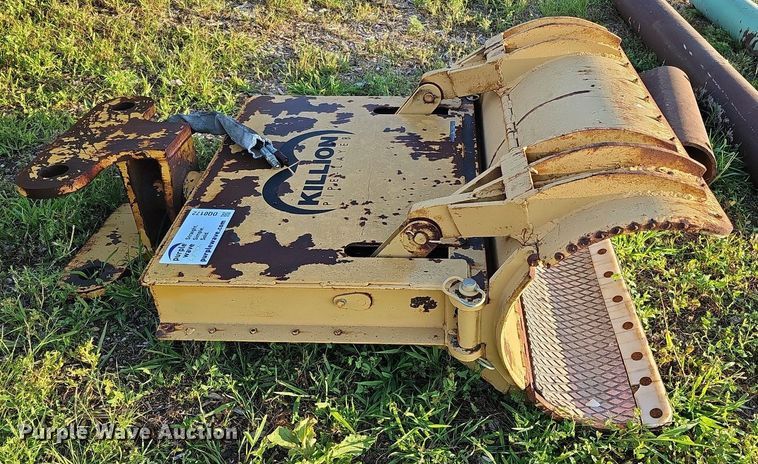 image for item DQ0172 Killion  excavator pipe grapple